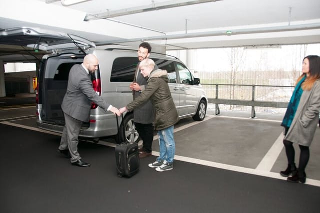 Private Liverpool Departure Transfer - Liverpool Hotel / Accomm To Airport - Photo 1 of 3